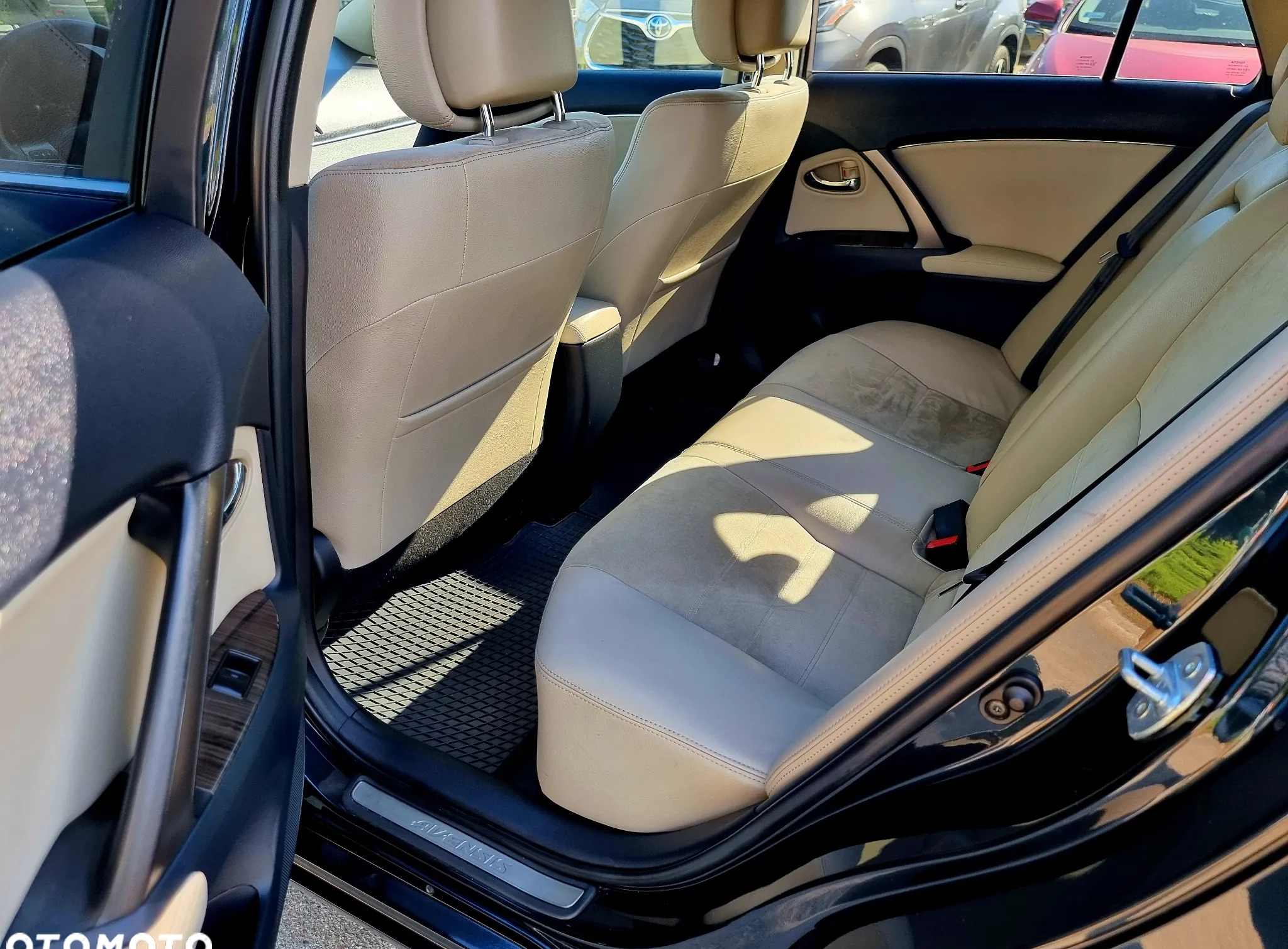 Toyota Avensis cena 46900 przebieg: 173000, rok produkcji 2012 z Siedlce małe 191